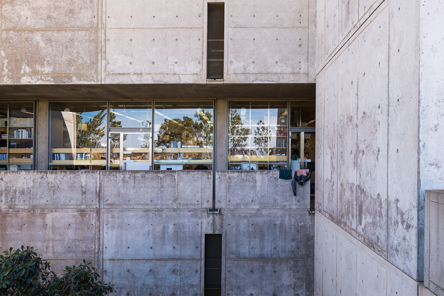 AD Classics: Salk Institute / Louis Kahn